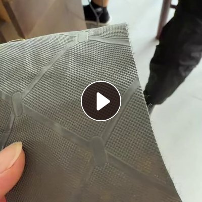 长期出售PVC皮革下脚料，皮革边角料，一边皮革一边绒的，月供100吨