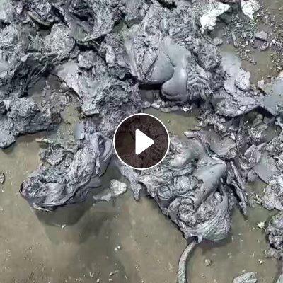 长期出售清洗苹果反光膜破碎料，每月300-400吨左右