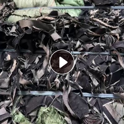 长期出售涤棉牛仔废布，95棉牛仔废布，含棉95，可以褪色用，现货5个柜，在广东中山
