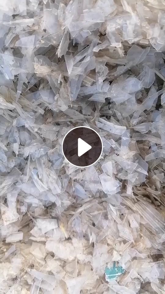 出售透明餐盒破碎料，过池清水漂洗（没用除油剂洗不能直接上机）无沉底