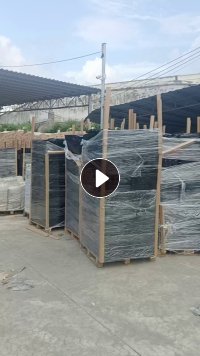出售黑色pet吸塑盒，有的带点油，有的不带油，没有标签，现货五十吨左右，富士康下来的