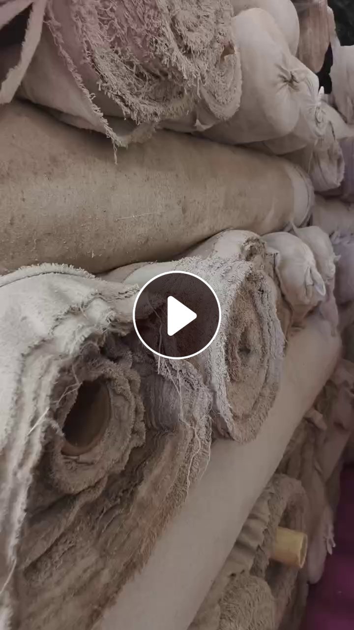 出售特殊布料，带点棉，门幅1.6米左右，现货有四五吨，货在广东东莞