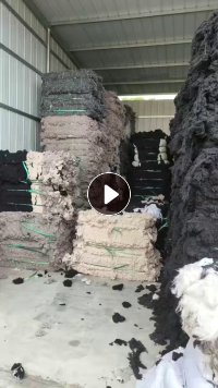 长期出售环锭纺下来的下脚料，含棉70%黏胶化纤30%，车肚有11吨，回丝6吨，色纱十几吨，统货出