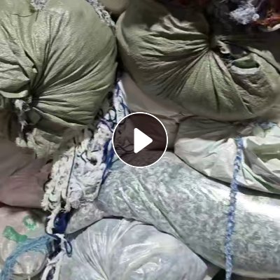 长期出售纯棉布边纱，杂色本白漂白都有，杂色现货30吨左右，货在江苏南通