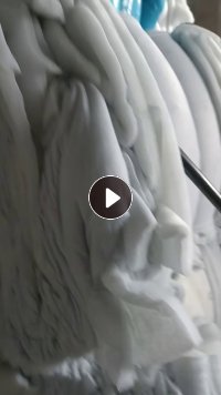 长期出售丝棉边角料夹丝棉边角料，有不带布也有带一层白色涤纶布，每个月有30多吨，货在浙江嘉兴