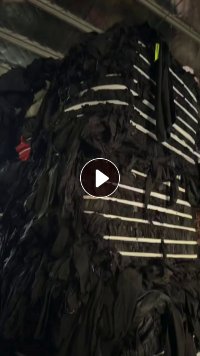 长期出售黑色涤纶废布，涤纶下脚料，现货30吨，可做造粒用