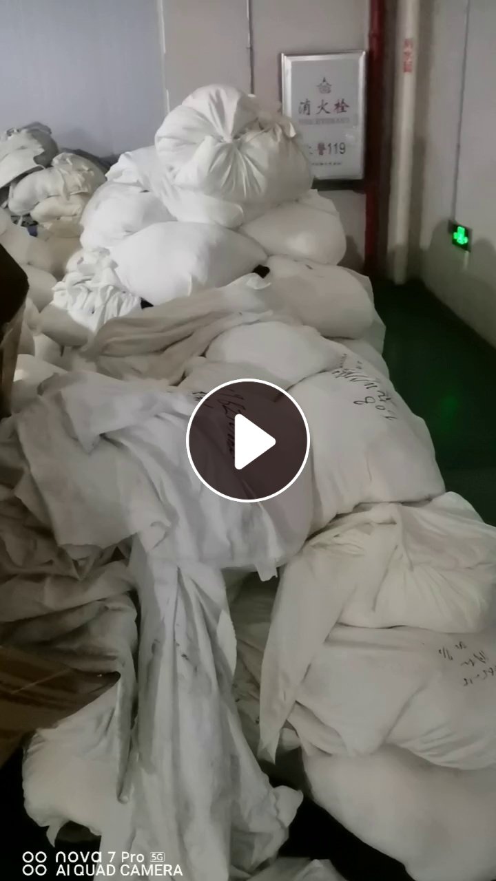 长期出售染厂下来的涤氨废布，锦氨废布，月供20吨，货在广东江门