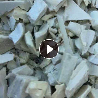 长期出售PVC破碎料，可以用来拉片、注塑、打管件