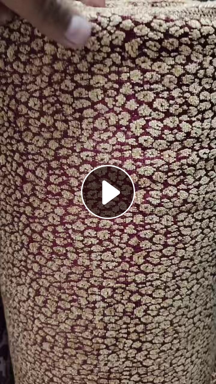 长期出售正品花色雪尼纱沙发布，沙发布库存布，门幅150克重500左右，现货12吨，在浙江绍兴