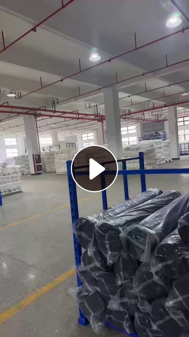 厂家长期大量出售梭织100D四面弹黑色，本白，印花布，库存布，门幅152克重120，在浙江绍兴