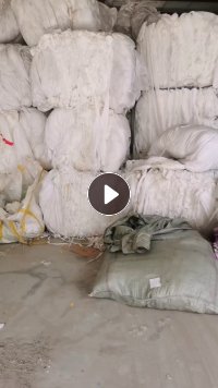 长期出售无纺布厂下来的涤棉水刺无纺布，纯棉无纺布，涤棉无纺布现货40吨，纯棉无纺布120吨