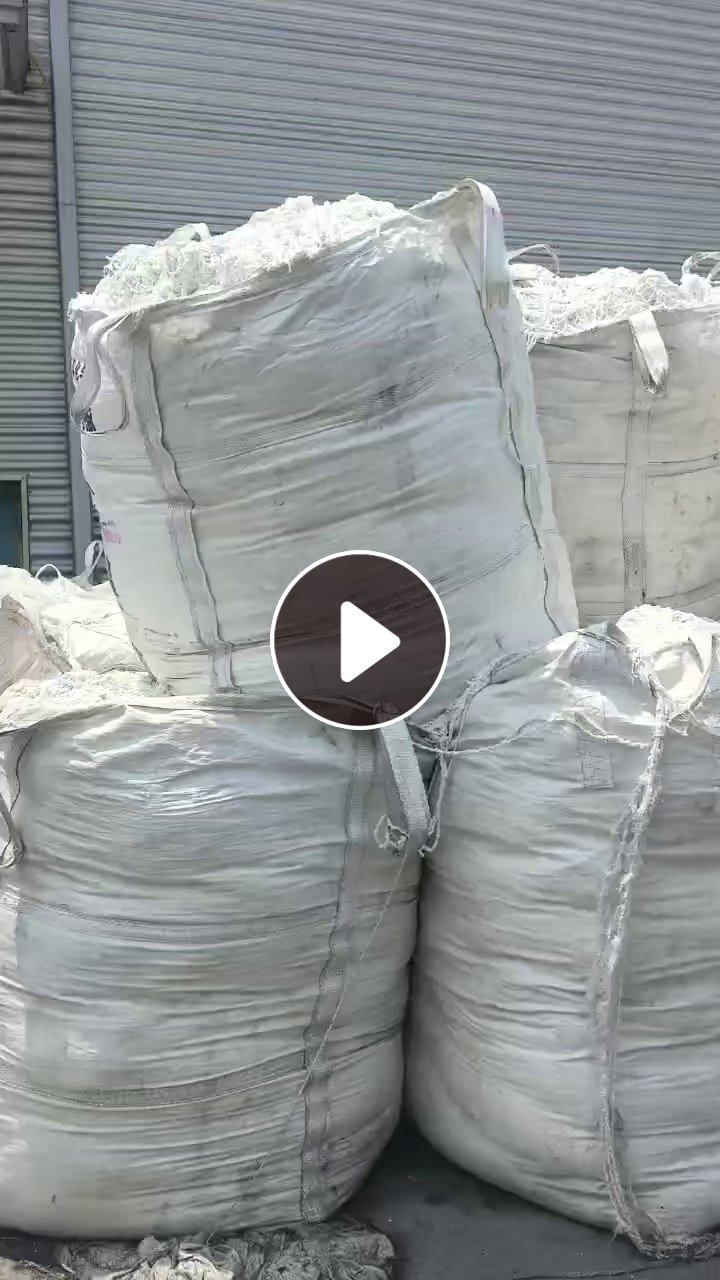 长期出售织布机下来的涤锦水丝，涤棉水丝，分开卖，现货有一百多吨，货在江苏宿迁