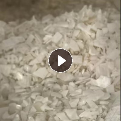 长期出售白丙破碎料，无字桶破碎料，白共丙破碎料，月供200吨