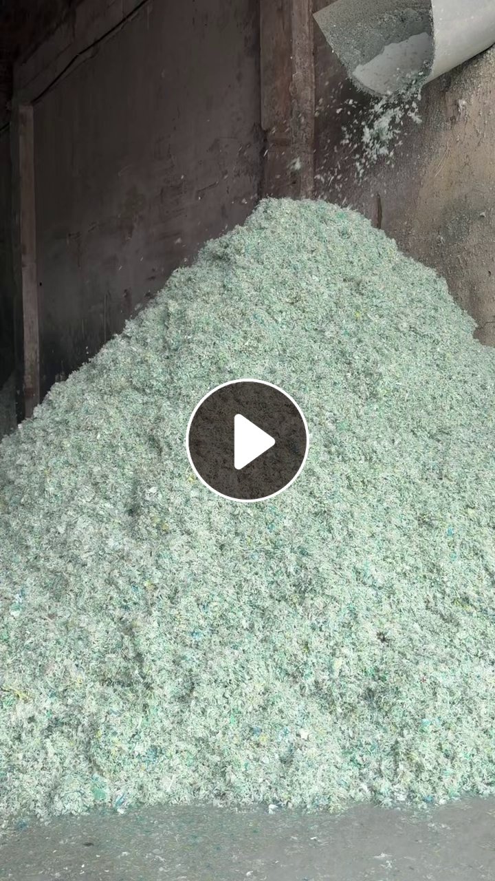 长期求购亚克力上面破碎出来的保护膜，跟PC板上破碎的保护膜破碎料，月需求大