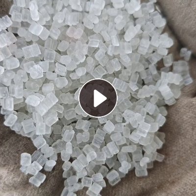 出售无规则共聚丙膜颗粒，溶脂9个，现货32吨