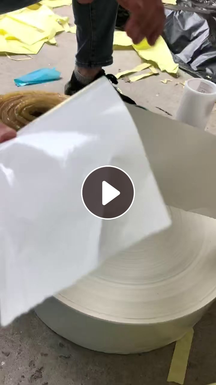 长期出售黄色和白色无膜卷筒纸