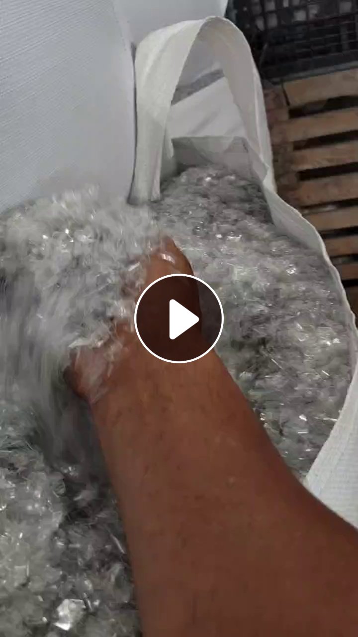 长期出售A级PET吸塑片破碎料