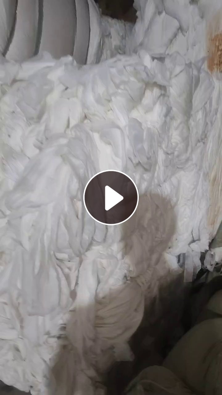 长期回收水刺厂下来的涤黏无纺布，配比无纺布，开花用，厂在浙江湖州