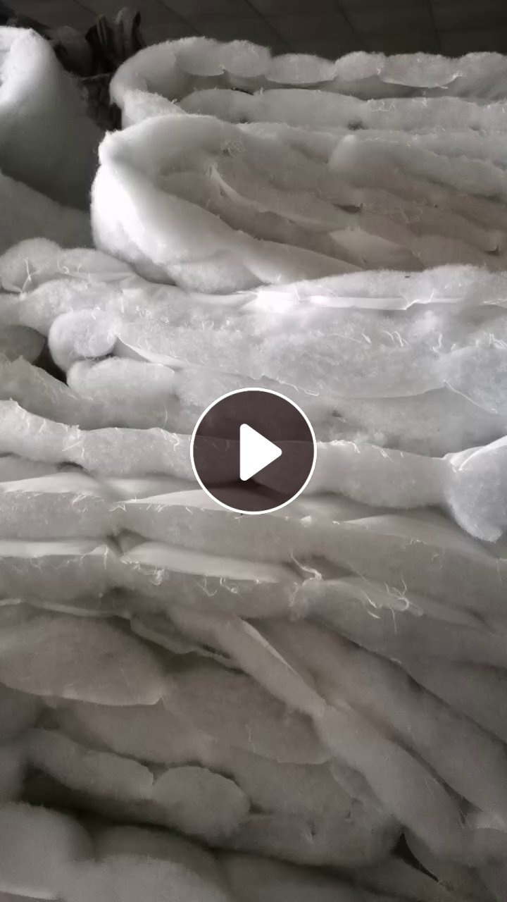 长期出售做地毯下来的废料，海绵复合料，夹丝棉料，货在江苏南通