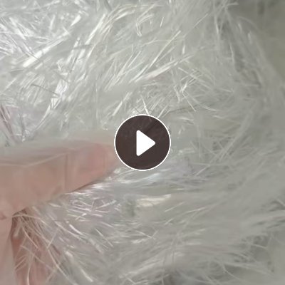长期出售无碱玻璃纤维废丝，7-9微米的，月供9.6米三车，货在山东泰安