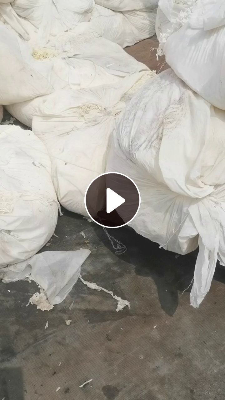 长期出售锦纶水丝，锦纶麻花丝，含水20左右，现货二十多吨，货在浙江宁波