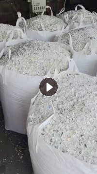 长期出售小白乙破碎料，过风选的现货9.6一车，未过风选现货一挂车