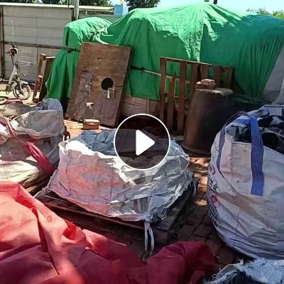 长期出售汽车废旧安全带，安全带废料，1米-3米长的都有，现货十吨，货在天津