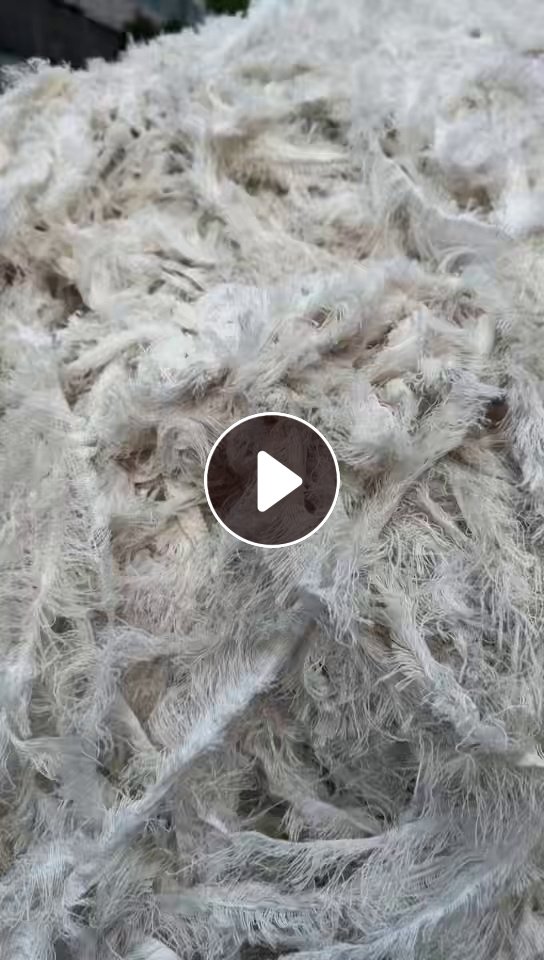 长期出售涤棉布边纱，布边纱下脚料，含棉80左右，现货10吨，货在浙江绍兴