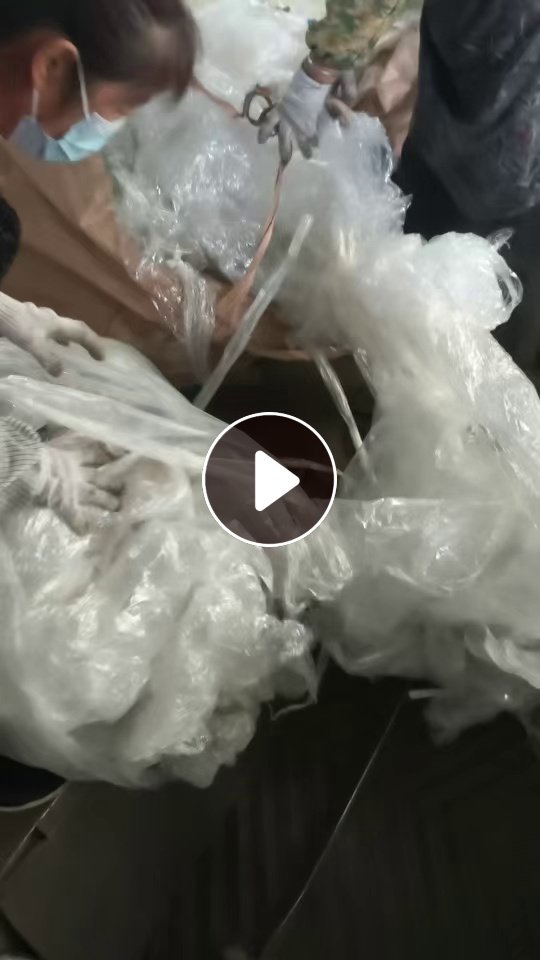 出售纯缠绕膜一级料，水洗高压膜，月供10吨左右