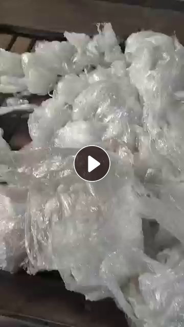 出售PE缠绕膜，少量商标可干造，现货几十吨