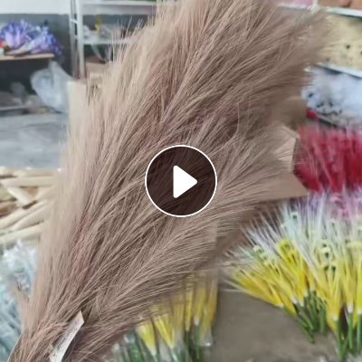 长期出售做仿真花芦苇下脚料，工艺品边角料，在山东潍坊