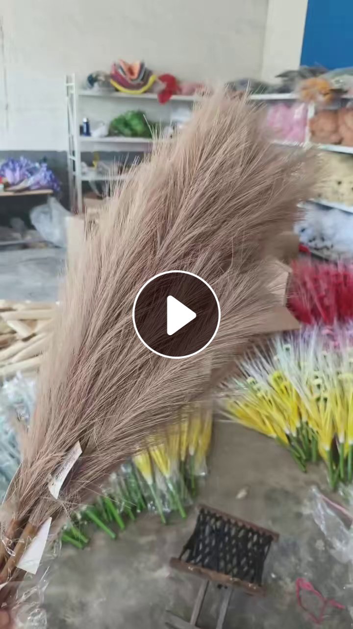长期出售做仿真花芦苇下脚料，工艺品边角料，在山东潍坊