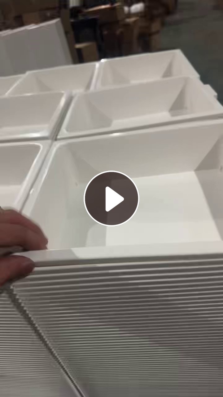 出售注塑pp模具盒下来的边角料，全部都是新料做的，长期有货
