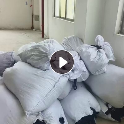 出售各种布边纱，废纱，有棉的，有化纤的，也有牛仔废布，都有分拣，现货有四五十吨，货在江西抚州