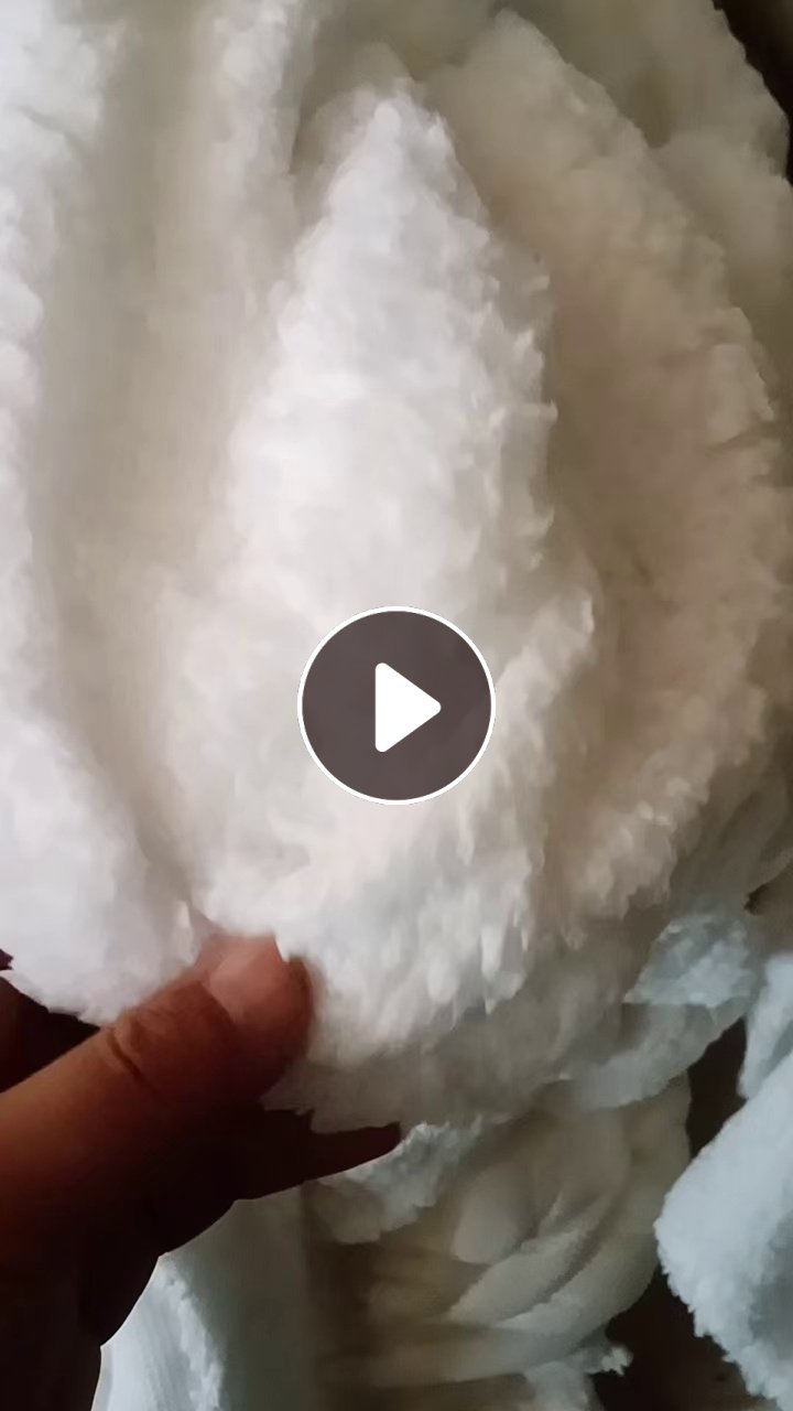 长期出售涤纶绒布，涤纶废布，涤纶边角料，有分白色，浅色，深色的，在浙江绍兴
