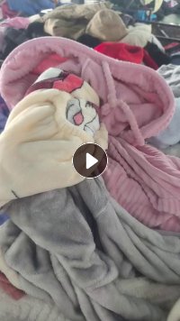 长期出售珊瑚绒睡衣，睡衣统货，货在天津