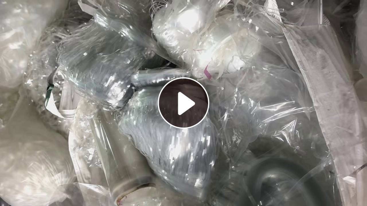 长期出售杂色pet轻胶膜废料，现货10吨左右