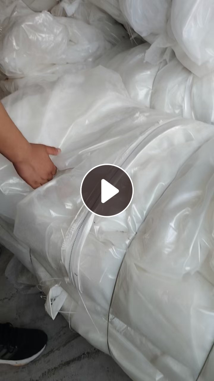长期出售集装箱液袋，含油，年供300吨