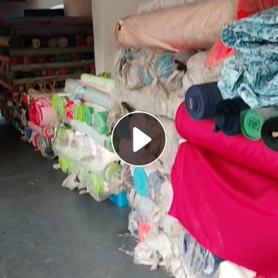 出售库存布，斜纹四面弹，320T春亚纺，做户外面料，两种有18吨左右，货在天津