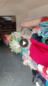 出售库存布，斜纹四面弹，320T春亚纺，做户外面料，两种有18吨左右，货在天津