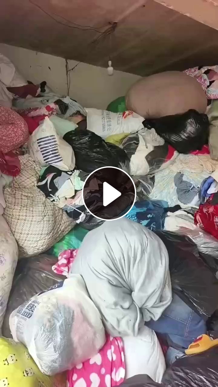 长期出售旧衣服统货，小区货，月供十几车6.8，在安徽蚌埠
