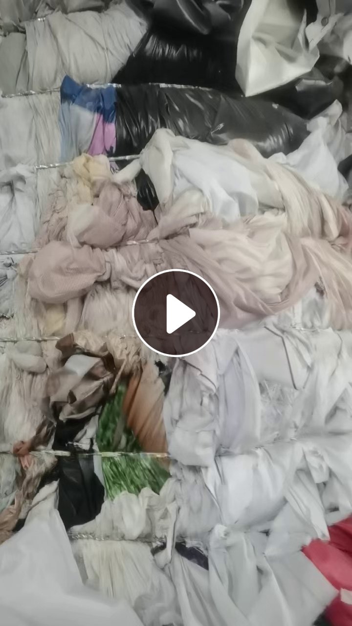 出售pvc广告软膜，现货几十吨，每个月一两百吨