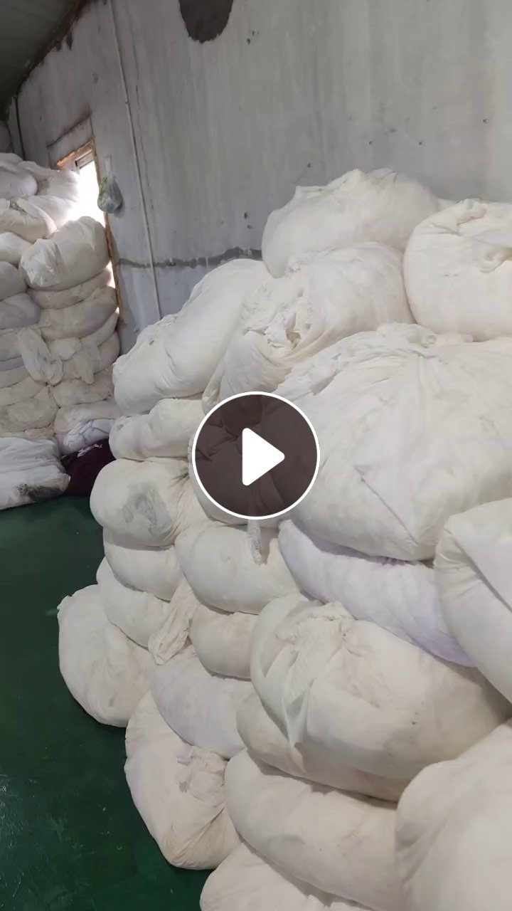 长期出售印染厂下来的白色涤纶废布，涤氨废布，统货出，月供几十吨，在浙江绍兴