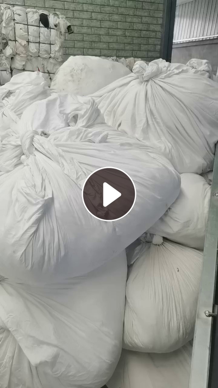 长期出售纯棉酒店布草，床单被罩，月供60吨，也有火车上下来的纯棉床单，擦机布