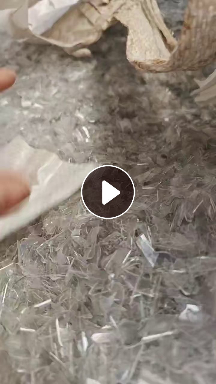 长期出售透明B级PET吸塑盒破碎料，现货七十多吨