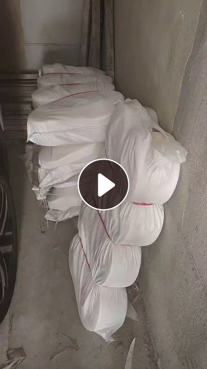 出售涤棉棉纱，库存纱线，都是16支的，货在山东滨州