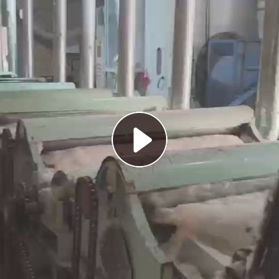 长期出售涤棉水洗牛仔废布开花棉，开松棉，含棉95%，现货几十吨，在河南商丘