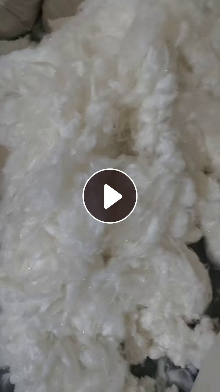 长期出售后纺细纱机出来的风箱花，有带银丝，用黏胶+腈纶长丝一起开的，货在江苏苏州