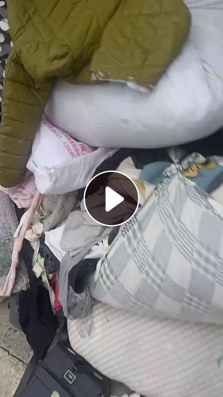 长期出售旧衣服黑料，燃烧料，在四川成都