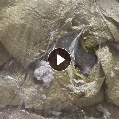 出售PET偏光片废料，裁切下来的边料，现货一挂车